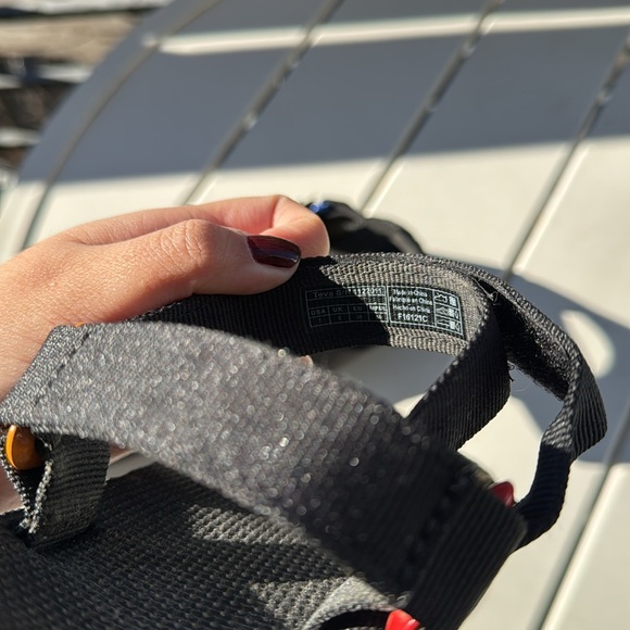 Teva Midform Universal Pride Sandal Size 7 - Picture 5 of 5